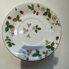 WEDGWOOD ワイルドストロベリー ソーサー