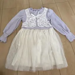 ラベンダーとホワイトのワンピース