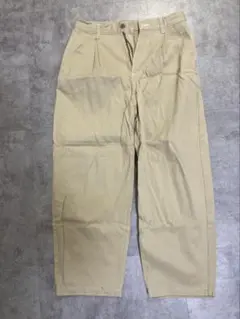 未使用Gu ベージュ チノパン