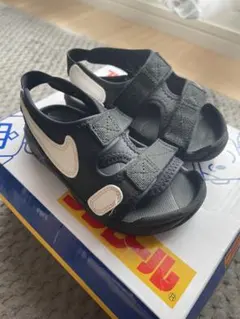 NIKE キッズ　サンダル　ブラック　ホワイト　14cm