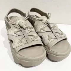 【美品】NIKE エアマックス ココ サンダル 23cm ベージュ