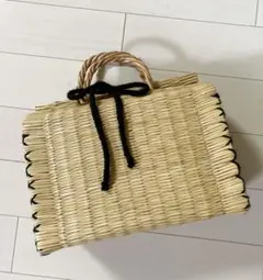 ロサムンダ SQUARE BASKET SMALL かごバッグのサムネイル