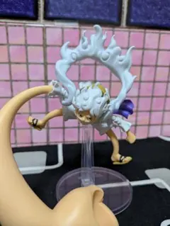 ワンピース 　ルフィ　フィギュア　ニカ　ギヤ5