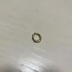 ete ツイスト バイカラー ハグイヤリング 片耳