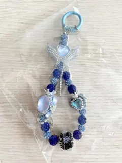 新品！ハンドメイド⭐︎ 青系⭐︎ストラップ⭐︎バックチャーム⭐︎ キーホルダー