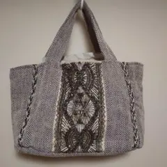 Item thumbnail for item ab266cb8-678f-466e-96ca-62f1625cacbf