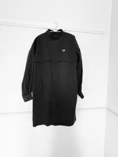 FRED PERRY（フレッドペリー）チェストロゴハイネックワンピース