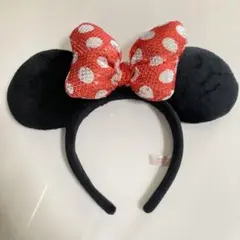 【美品】ディズニー　ミニーちゃん　カチューシャ　赤　スパンコール