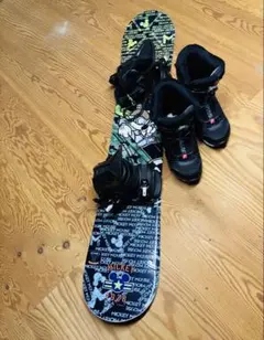 ミッキーマウス スノーボードセット　ヘルメット付