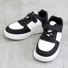カジュアルスニーカー バイカラー ブラック/ホワイト/子供スニーカー