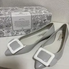 箱無し　テンパレイト　NINA ポインテッドトゥフラットシューズ