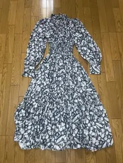 rienda 花柄長袖ロングワンピース