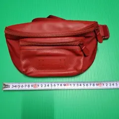 c*o様 COACH レッド ボディバッグ・ウエストポーチ