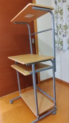 キャスター付き木製パソコンデスク