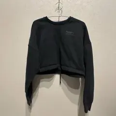 PUMAクロップドトレーナー