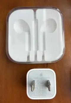 Apple イヤフォンケースとACアダプタ セット