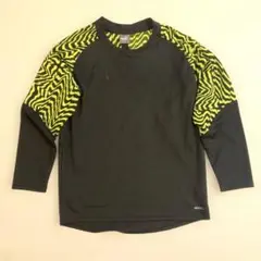 PUMA プーマ　長袖　カットソー　プラクティスシャツ　ほつれあり