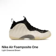 年内出品！Nike スニーカー