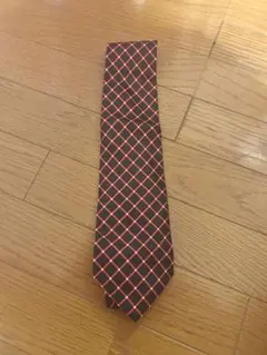 BROOKS BASICS 黒と赤のチェックネクタイ