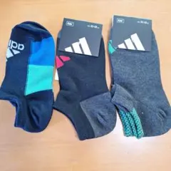 adidas キッズ靴下 21-23cm ３足セット