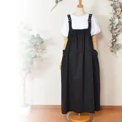 【新品タグ付】ゆったりジャンパースカート M-L 黒 綿100 楽ちん