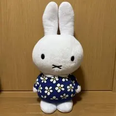 ミッフィー　BIG ぬいぐるみ