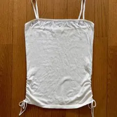 ホワイト　ビーズ装飾　ビジュ付　キャミソール　シャーリング