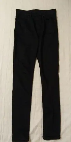 UNIQLO ブラック スキニーパンツ