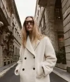 新品タグ付き ZARA ザラ ブークレダブルブレストミディ丈コート