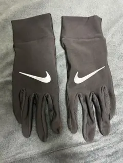 Nike ブラック 手袋 ロゴ入りのサムネイル