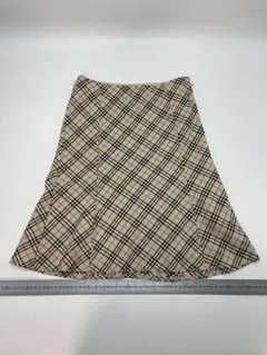 92 BURBERRY BLUE LABEL ノバチェック フレアスカート Sのサムネイル