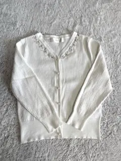 tocco ビーズ刺繍 Vネックカーディガン