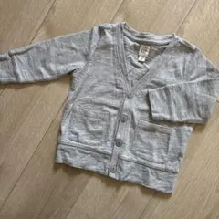 gapベビー　グレー ボタン付きカーディガン 90cm