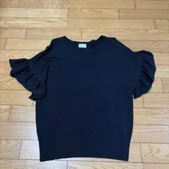 green label relaxing 黒 フリル袖 ニット