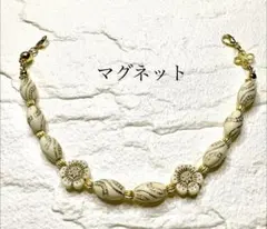 m210羽織紐　マグネットタイプ　桜の白ビーズ