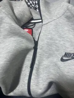 Nike テックフリース 赤タグLサイズ