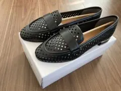 パンチングローファーのサムネイル