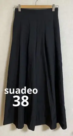 suadeo スアデオ ハイウエスト　タックプリーツパンツ