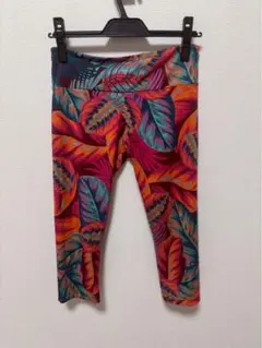 カラフル葉柄 クロップドヨガパンツ