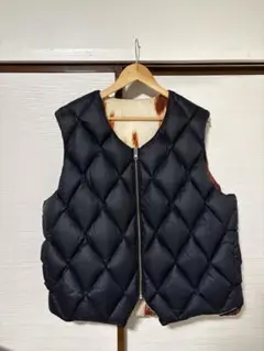 stussy ダウンベスト　キルティング　リバーシブル