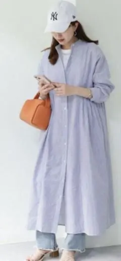 ディスコート　ウエストタックストライプシャツ