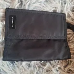shu uemura ポーチ ブラックのサムネイル