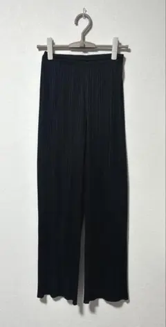 23575✨イッセイミヤケ プリーツ パンツ ボトム ブラック 黒/S - メルカリ