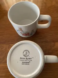 ウェッジウッド社　新刻印ピーターラビット　マグカップ2点