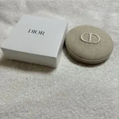DIOR ベージュ コンパクトミラー