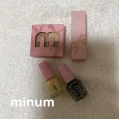 ミニュム アイシャドウ　リップグロス　ネイルポリッシュ4点セット