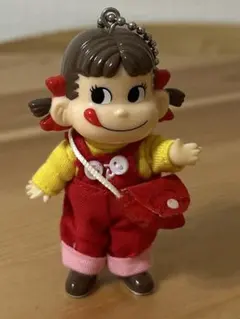 ペコちゃん PEKO 救急車 キーホルダー - メルカリ