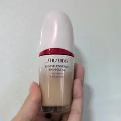 SHISEIDO REVITAL ESSENCE SKIN GLOW 230