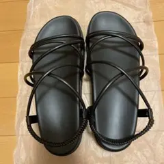 GU サンダルのサムネイル