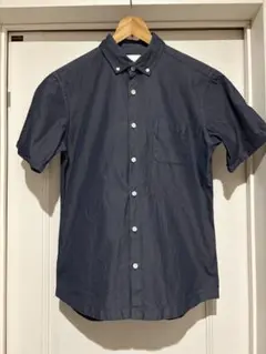 ボタンダウン シャツ